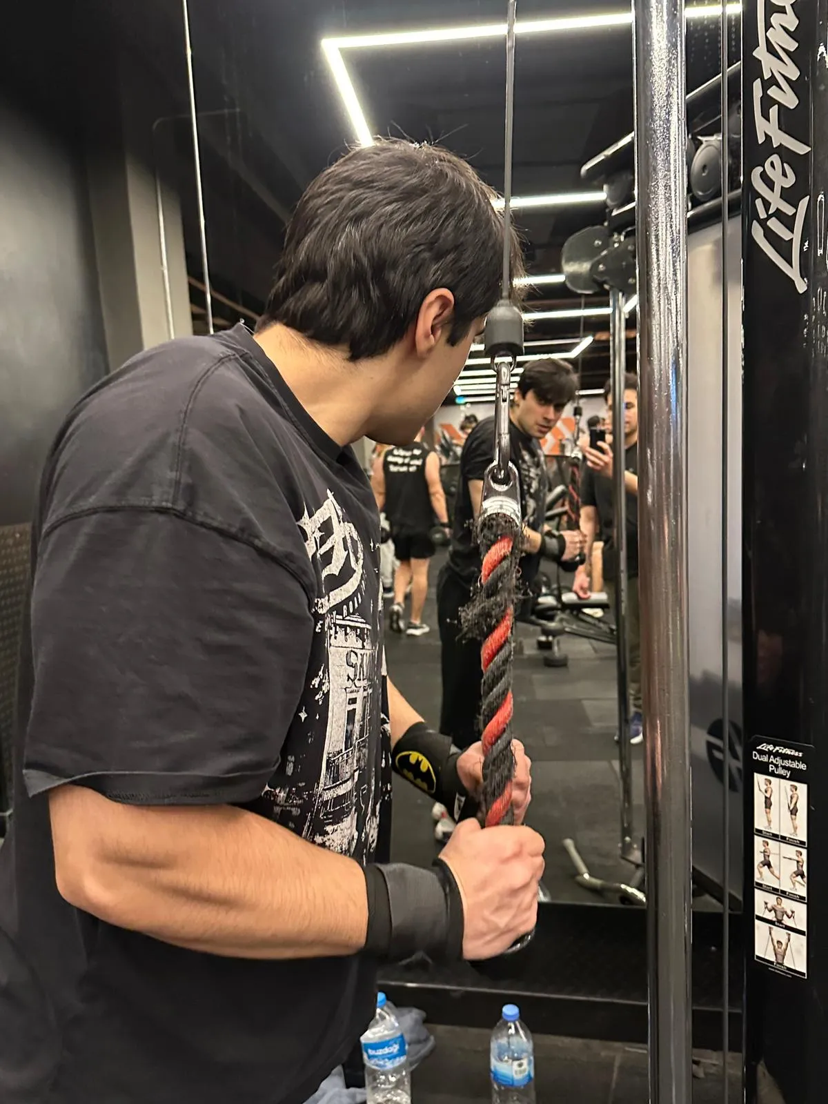 Sakarya MacFit Personal Trainer Yiğit Kılıçal ile kişiye özel ağırlık antrenmanı